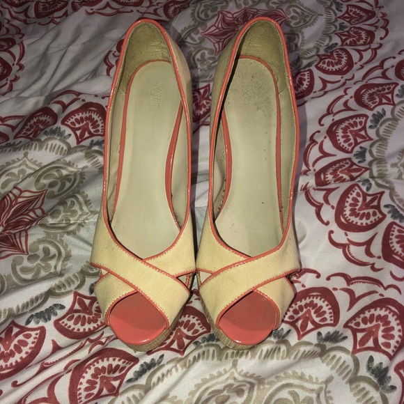 Spring platform shoes - Picture 2 of 4